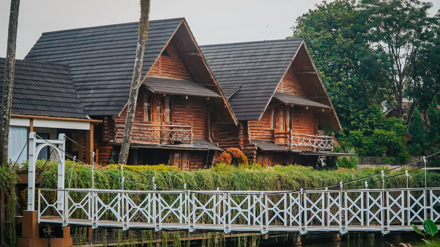 Kamar Bungalow Guntur — Rancabango Hotel & Resort
